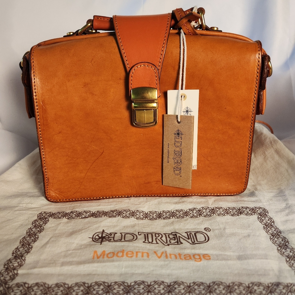 NWT Old Trend Doctor Satchel Handbag